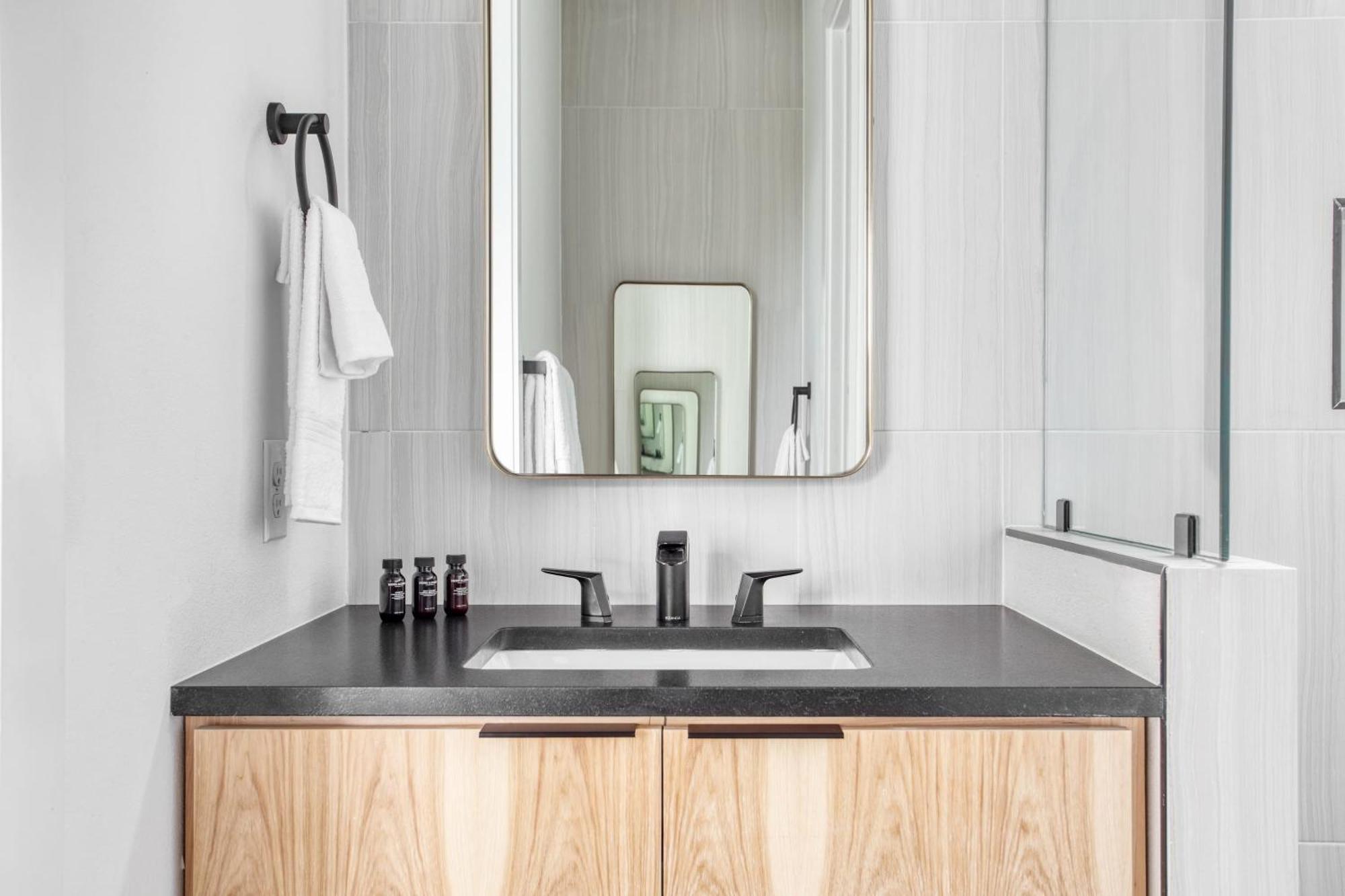 Melody By Avantstay Peloton Included Sleek Home 奧斯汀 外观 照片
